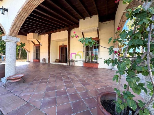 Chalet en venta en Badajoz, Las Vaguadas. EXCLUSIVO CHALET INDEPENDIENTE EN BADAJOZ. Chalets.