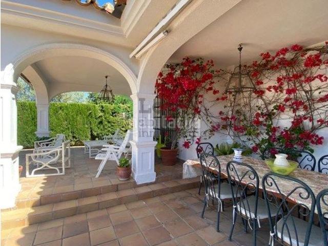 Chalet en venta en Badajoz, Las Vaguadas. PARCELA DE 16.000 M CON DOS VIVIENDAS Y PISCINA EN MALOSCAMINOS. Chalets.