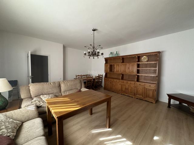 Chalet en venta en Baeza. ESTUPENDO CHALET LA YEDRA URBANIZACIÓN PRIVADA. Chalets.