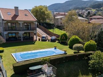 Villa en venta en Baiona - Jardín, Piscina