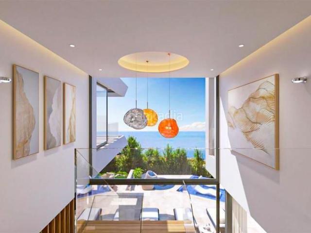 Chalet en venta en Baleares Calvià, Santa Ponça. Chalet unifamiliar en solar de 874m2 aprox. con vistas panorámicas al mar y a las islas Malgrats. Chalets.