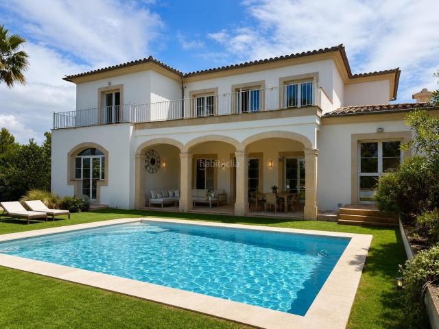 Chalet en venta en Baleares Calvià, Santa Ponça. VILLA CONTEMPORÁNEA EN SANTA PONSA CON GRAN PARCELA Y PROYECTO DE REFORMA DE ALTO NIVEL. Chalets.