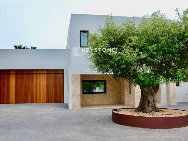 Chalet en venta en Baleares Calvià, Santa Ponça. Villa de Lujo en Santa Ponsa. Chalets.