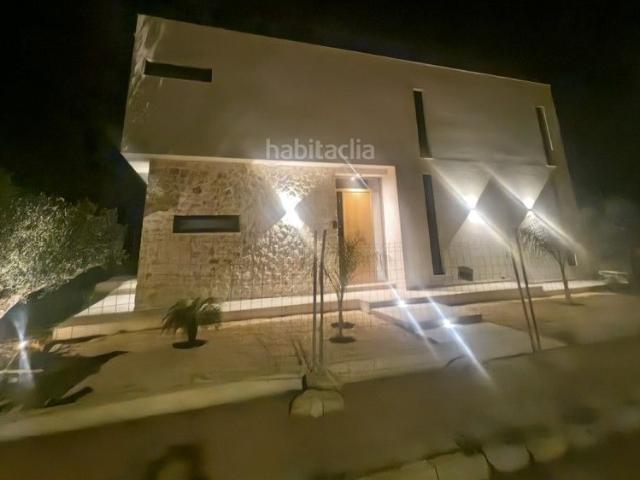 Chalet en venta en Baleares Campos, Sa Ràpita Ses Covetes. Villa de diseño de nueva construcción con piscina en venta en Sa Ràpita, Mallorca. Chalets.