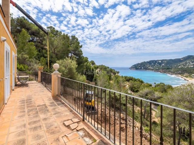 Chalet en venta en Baleares Capdepera, Canyamel. Villa con vistas panorámicas en venta en Canyamel, Mallorca este. Chalets.