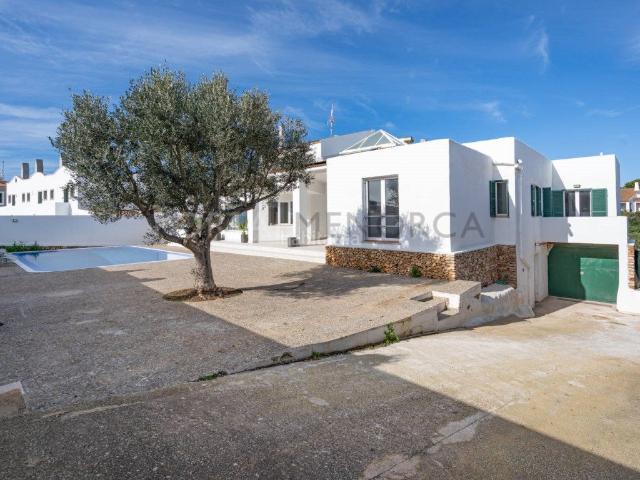 Chalet en venta en Baleares Ciutadella de Menorca, Cala en Blanes. Chalet independiente con piscina en Calan Blanes. Chalets Ciutadella de.