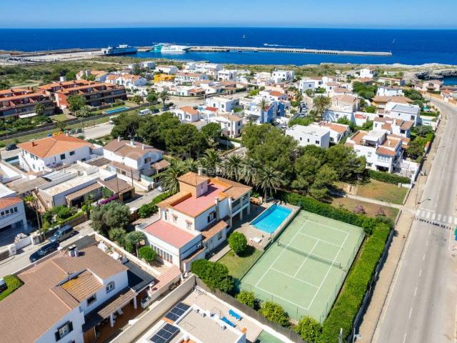 Chalet en venta en Baleares Ciutadella de Menorca, Ciutadella. Interesante chalet en Son Oleo a un paso del mar. Chalets Ciutadella de.