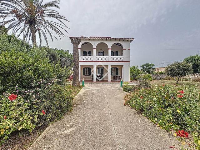 Chalet en venta en Baleares Ciutadella de Menorca, Ciutadella. Villa típica menorquina de 4 dormitorios en venta en Ciutadella de Menorca, Islas Baleares. Chalets Ciutadella de.