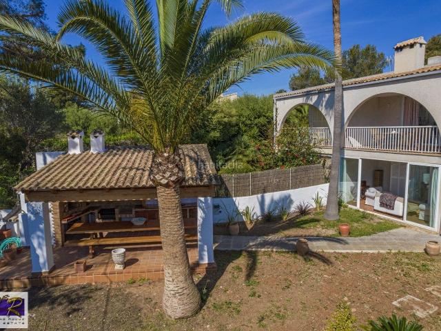 Chalet en venta en Baleares Alcúdia, Port d´Alcúdia Platja dÁlcúdia. Villa adosada en venta en Aucanada, AlcudiaEsta fantástica propiedad está ubicada en una de las zonas más exclusivas de la isla, a.