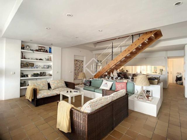 Chalet en venta en Baleares Es Mercadal, Fornells. Casa adosada de 3 plantas con licencia turística en venta en Fornells, Es Mercadal, Menorca. Chalets Es.