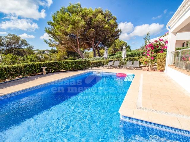 Chalet en venta en Baleares Es Mercadal, Na Macaret. Chalet con licencia turística y vistas al mar en Cala Molí. Chalets Es.