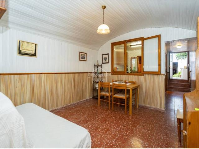 Chalet en venta en Baleares Ferreries, Ferreries poble. Casa de pueblo en calle peatonal en Ferrerias, Menorca. Chalets.
