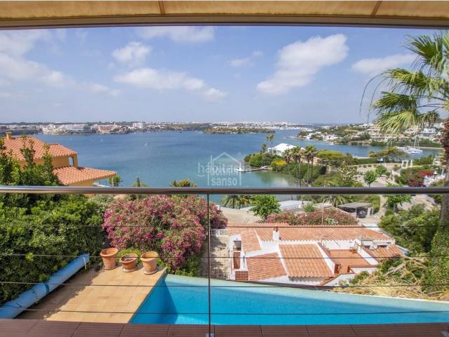 Chalet en venta en Baleares Maó Mahón, Cala Llonga Sa Mesquida. Chalet con espectaculares vistas al puerto de Mahón, Menorca. Chalets Maó.