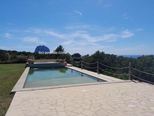 Chalet en venta en Baleares Sant Josep de sa Talaia, Es Cubells. 3 Impresionantes casas ibicencas con vistas a Es Vedrá y el mar. Chalets Sant Josep de sa.