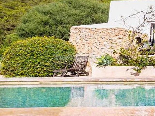 Chalet en venta en Baleares Sant Josep de sa Talaia, Sant Jordi de Ses Salines Sant Francesc. Villa con piscina, Islas Baleares, Ibiza. 3 habitaciones 105 m² 2,5 km del mar. Chalets Sant Josep de.