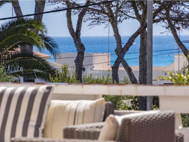 Chalet en venta en Baleares Sant Lluís, Biniancolla Punta Prima. En exclusiva Casa adosada con licencia turística, piscina privada y vistas al mar en Punta Prima, Menorca. Chalets Sant.