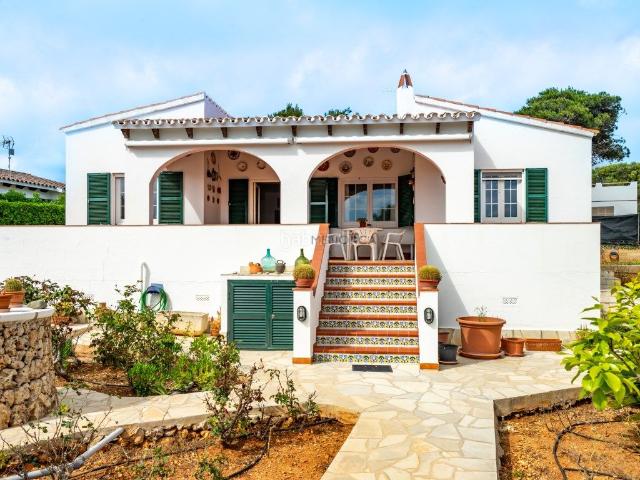 Chalet en venta en Baleares Sant Lluís, Binibèquer. Chalet con piscina privada en la urbanización de Binibeca. Chalets Sant.