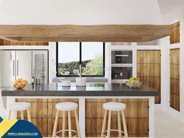 Chalet en venta en Baleares Santa Eulària, Sant Carles. Villa con piscina, Islas Baleares, Ibiza. 5 habitaciones 350 m² 250 metros al mar. Chalets Santa.