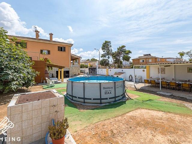 Chalet en venta en Baleares Palma de Mallorca, S´Arenal. Gran casa en amplio solar, Urbanización Bellavista, cerca de Playa de Palma. Chalets Palma de.
