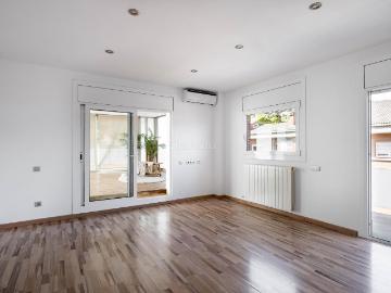 Chalet en venta en Barcelona, La Font d´en Fargues. Font den Fargues. Chalets.