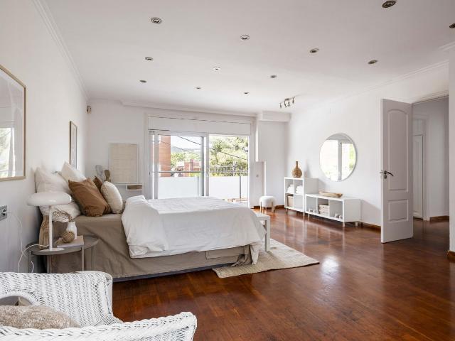 Chalet en venta en Barcelona, La Font d´en Fargues. Font den Fargues. Chalets.