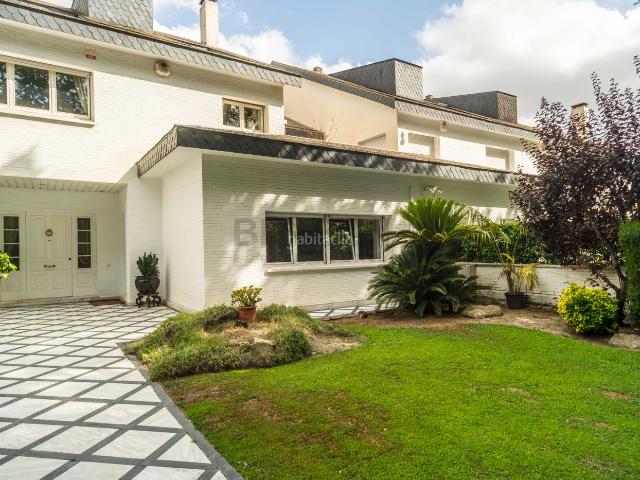 Chalet en venta en Barcelona, Pedralbes. Chalets.