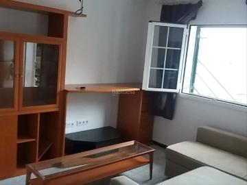 Chalet en venta en Barcelona, Torre Baró. chalet reformado con preciosas vistas al castillo de Torre Baró. Chalets.