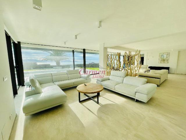 Chalet en venta en Barrika. Chalets.