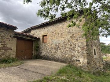 Chalet en venta en Barruelo de Santullán, Palencia