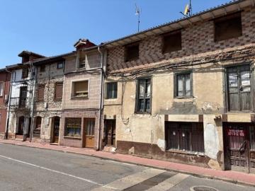 Chalet en venta en Barruelo de Santullán, Palencia