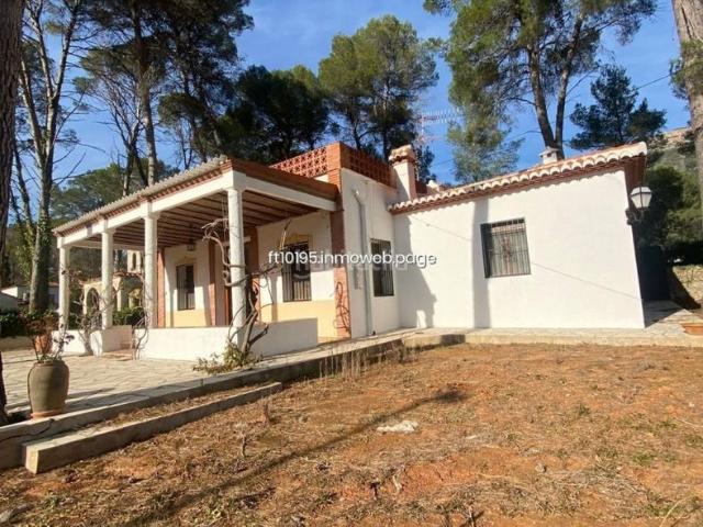Chalet en venta en Barx. Chalets.