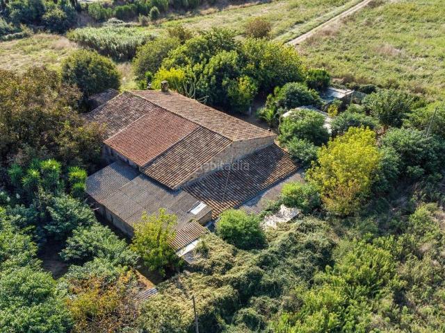 Chalet en venta en Bàscara. Manso Casanova Manso y campos colindantes. Chalets.