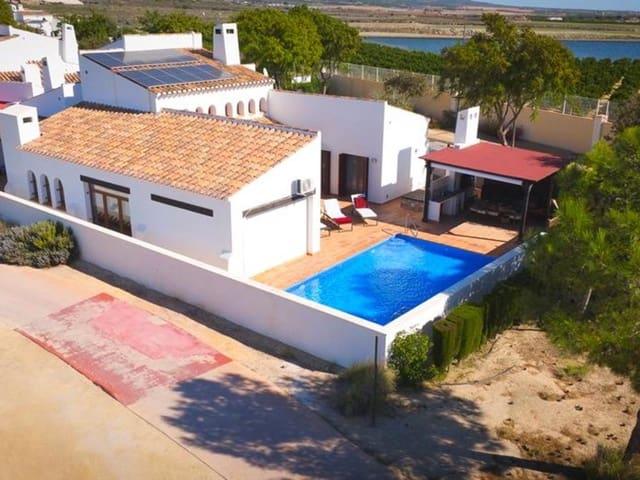 Chalet en venta en El Valle Golf Resort, Murcia