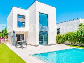 Chalet en venta en Bétera, Valencia