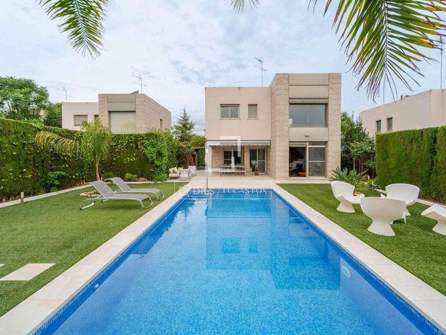 Chalet en venta en Bétera, Valencia