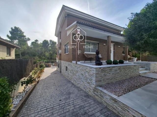 Chalet en venta en Begues, Barcelona