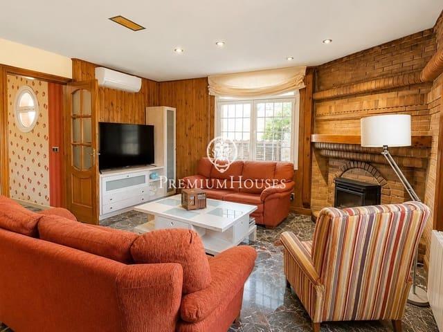 Chalet en venta en Begues, Barcelona