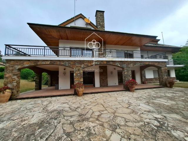 Chalet en venta en Begues. ELEGANTE CHALET EN BEGUES. Chalets.