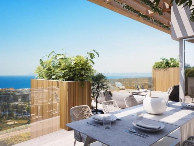 Chalet en venta en Benahavís, La Quinta. Villa de lujo de 5 dormitorios, 4 baños, sótano y solarium en Benahavís. Obra Nueva. Chalets.