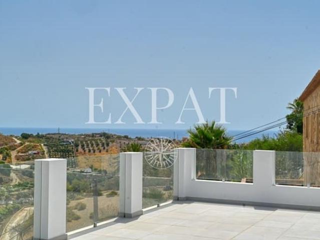 Chalet en venta en Benajarafe, Málaga