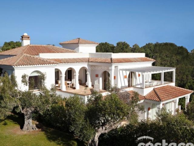 Chalet en venta en Benalup. Villa en la Comarca de la Janda. Chalets.