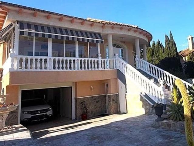 Chalet en venta en Benferri, Alicante