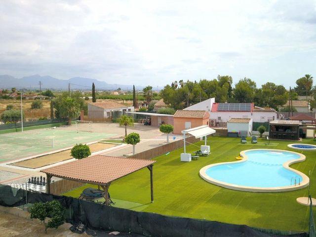 Chalet en venta en Benferri, Alicante