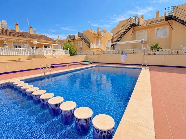 Chalet en venta en Benimar, Alicante Costa Blanca