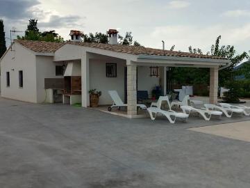 Chalet en venta en Benimarfull, Alicante