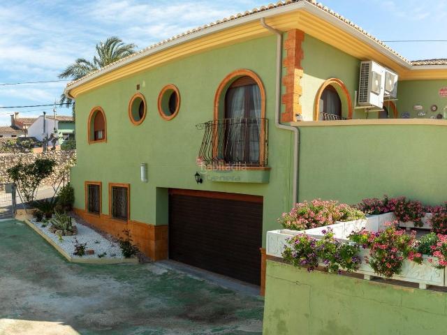 Chalet en venta en Beniatjar. CHALET EN BENIAJAR VALENCIA. Chalets.