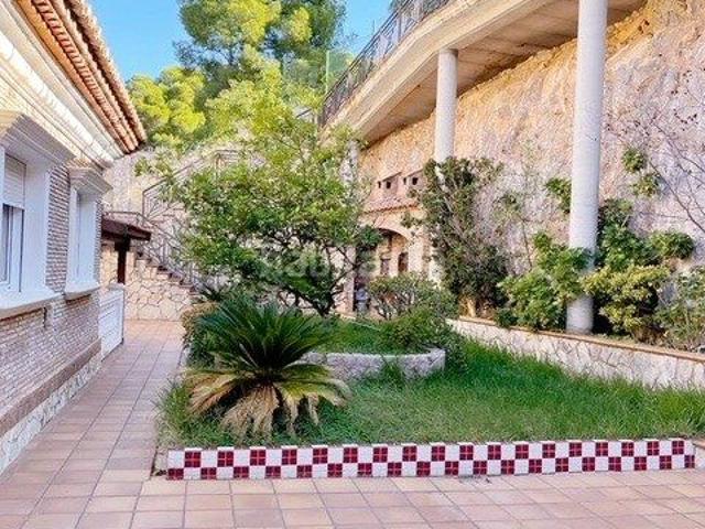 Chalet en venta en Benicasim Benicàssim, Montornés Las Palmas El Refugio. EXCLUSIVA VILLA EN URBANIZACIÓN PRIVADA CON VISTAS A LA MONTAÑA. Chalets Benicasim.