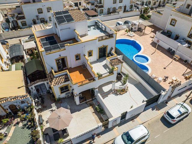 Chalet en venta en Benidorm, Alicante Costa Blanca