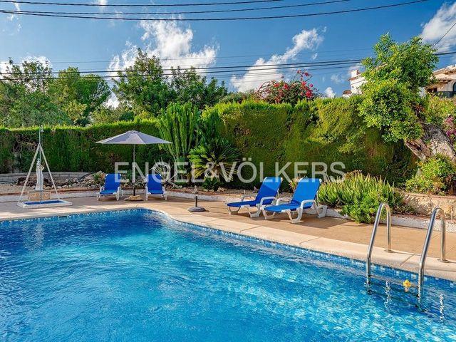 Chalet en venta en Benissa, Alicante Costa Blanca