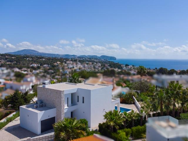 Chalet en venta en Benissa, Benissa Pueblo. Villa de obra nueva en Benissa, La Fustera con vistas al mar. Chalets.